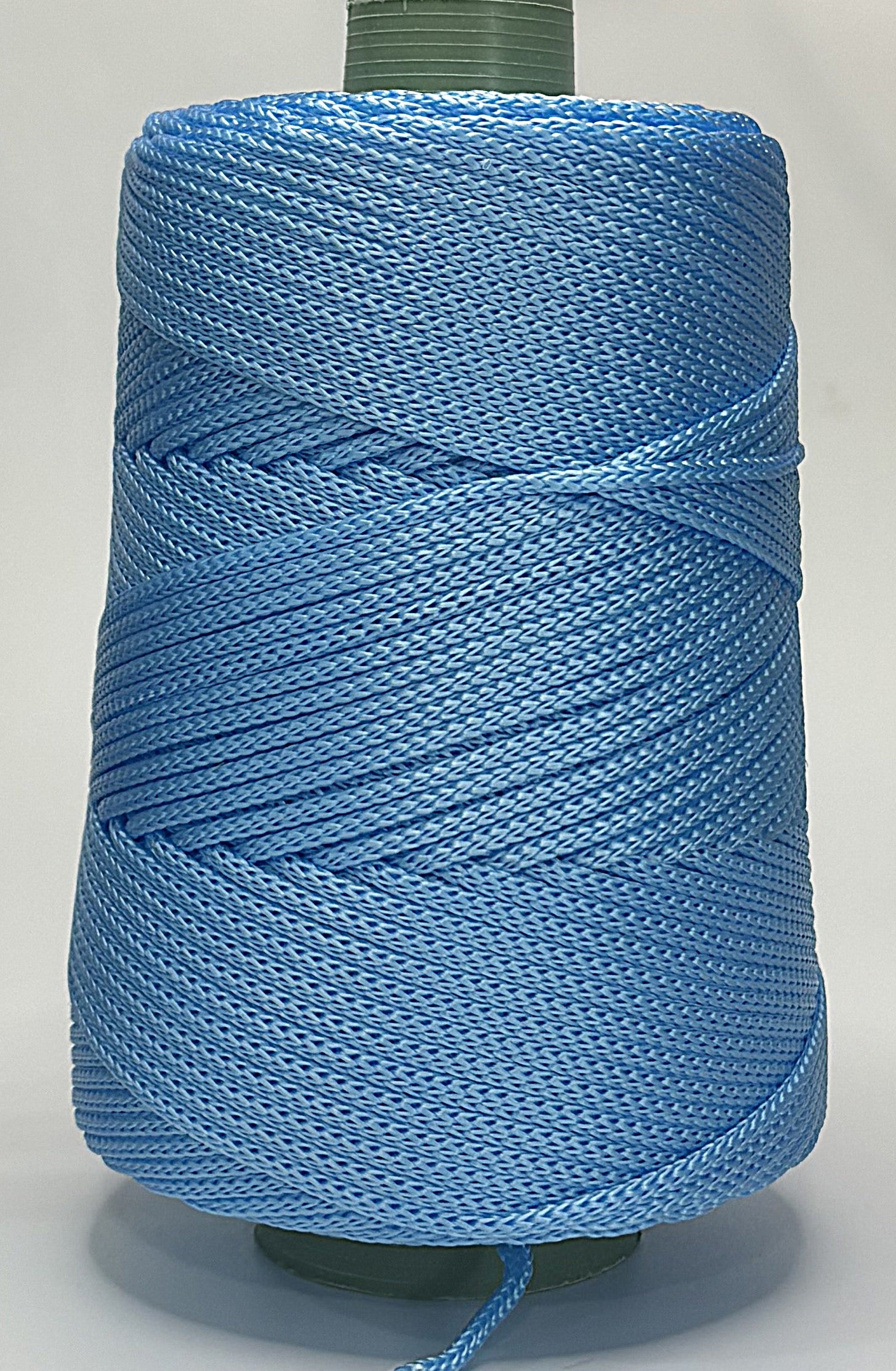 Macrame rope 100% polyester 3 mm