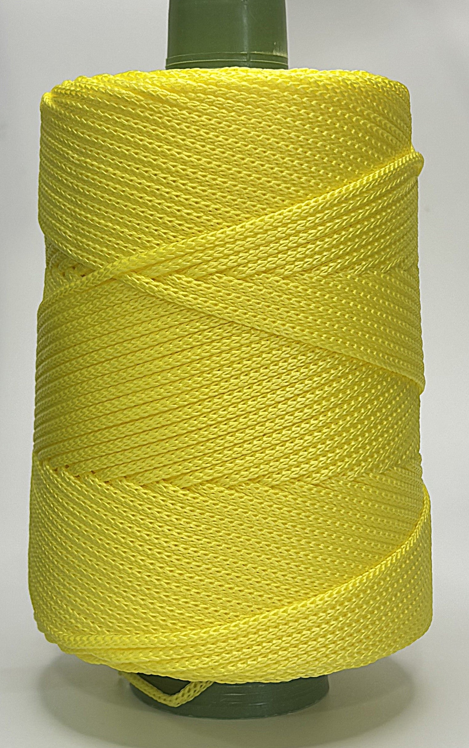 Macrame rope 100% polyester 3 mm