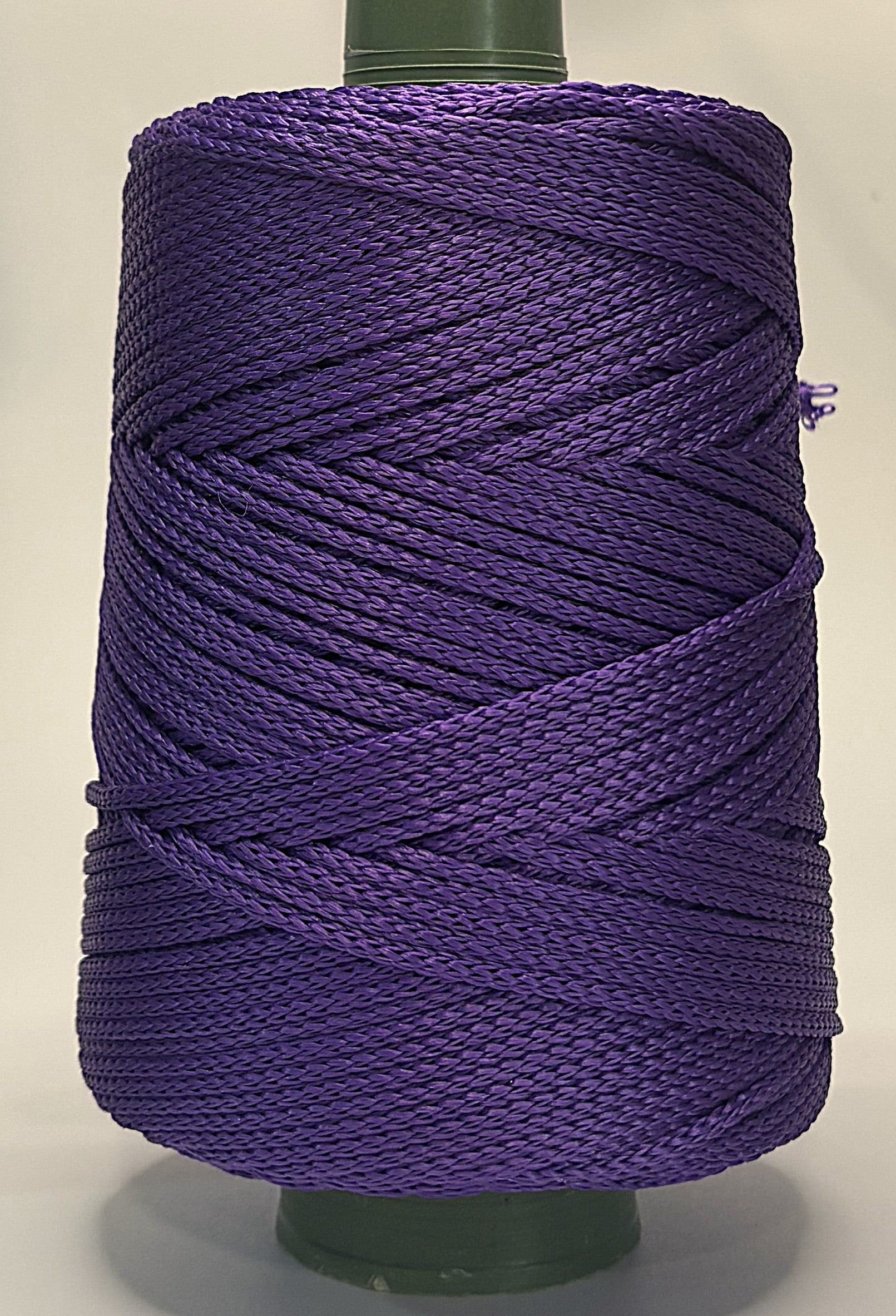 Macrame rope 100% polyester 3 mm