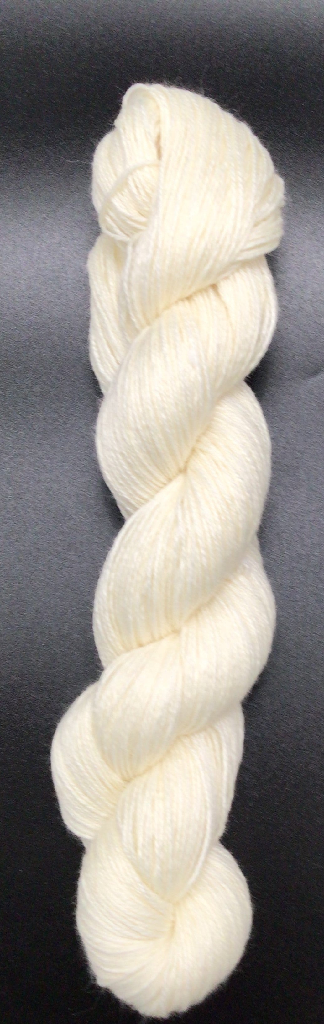 80% Merino Wool Superwash/ 20% Nylon