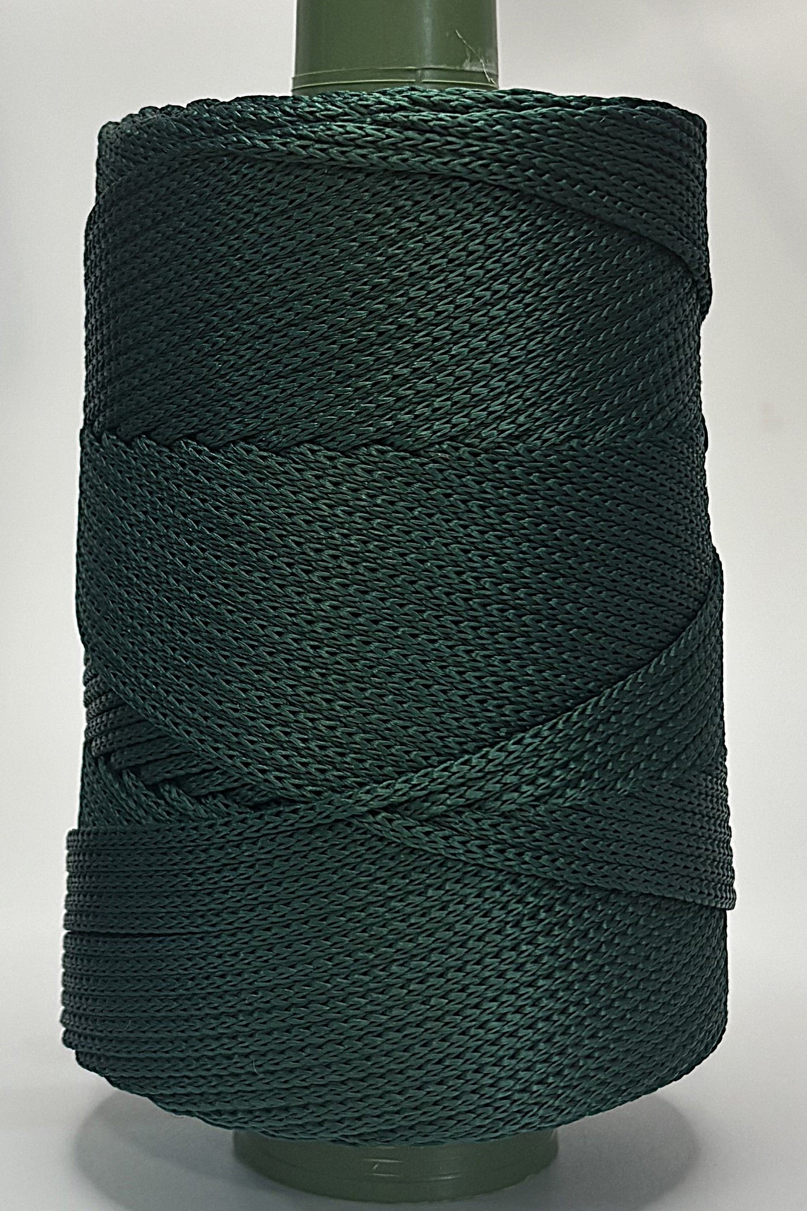 Macrame rope 100% polyester 3 mm