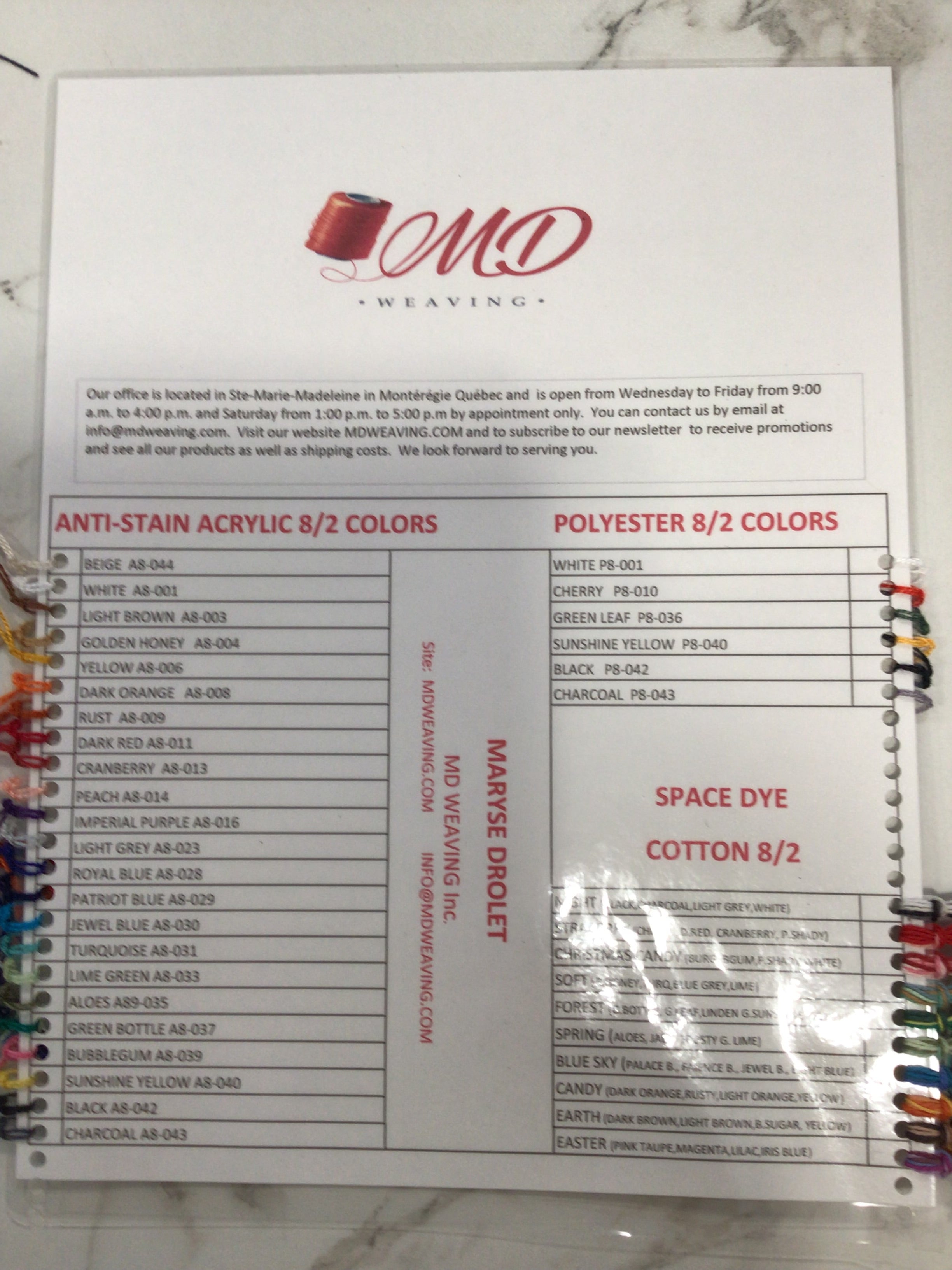 Charte de couleur plastifiée - Color Swatch Card with Laminated Samples